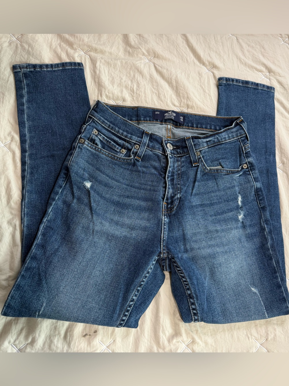 Hollister Dark Blue Straight-Leg Women’s Jeans